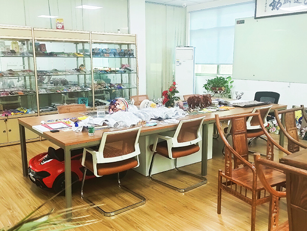 盛煌科UV平板打印機(jī) 盛煌科UV平板打印機(jī)